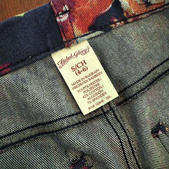 Cute floral skinny jeans/jeggings - Picture 5 of 5